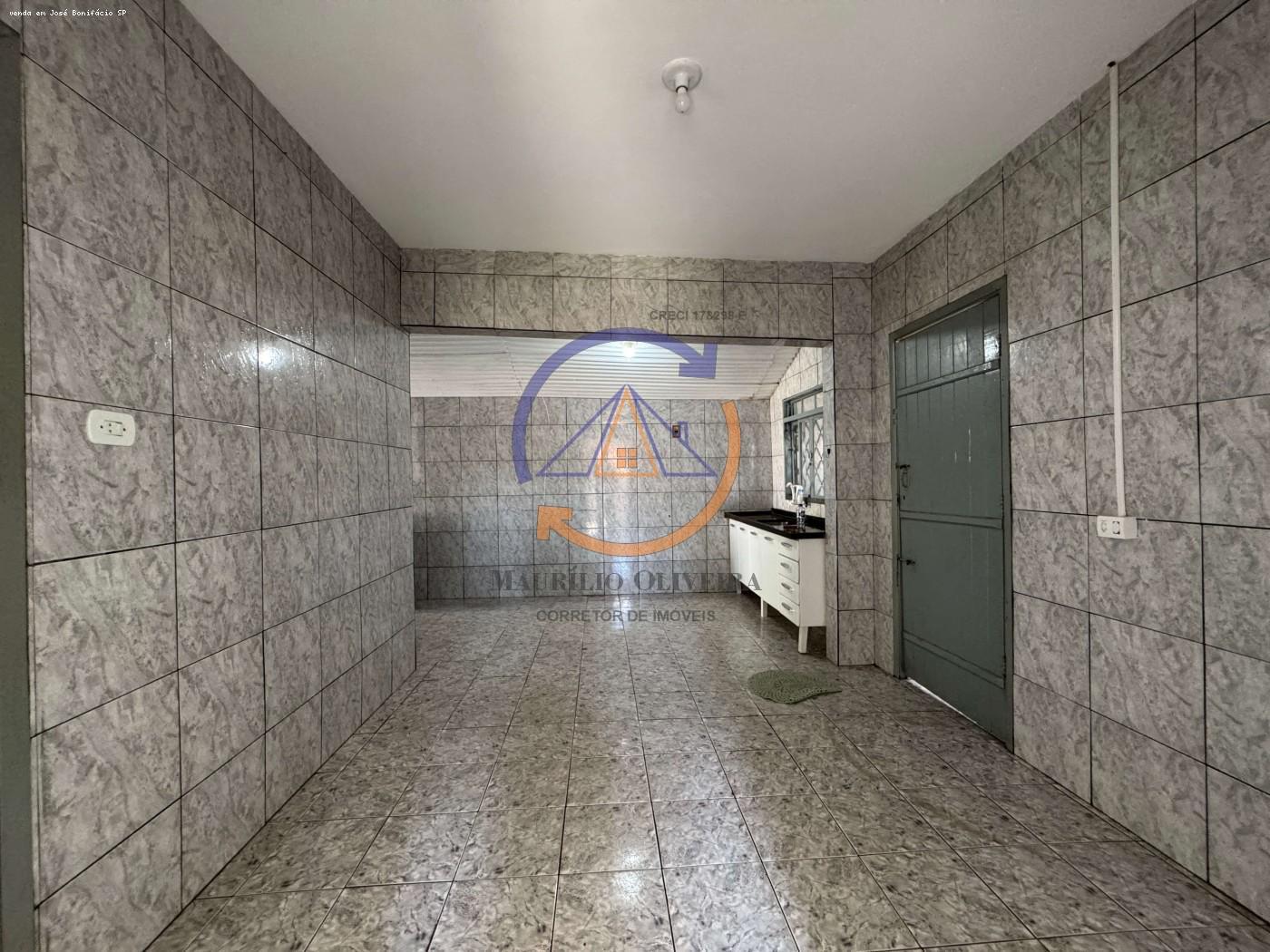 Casa à venda com 3 quartos, 206m² - Foto 17