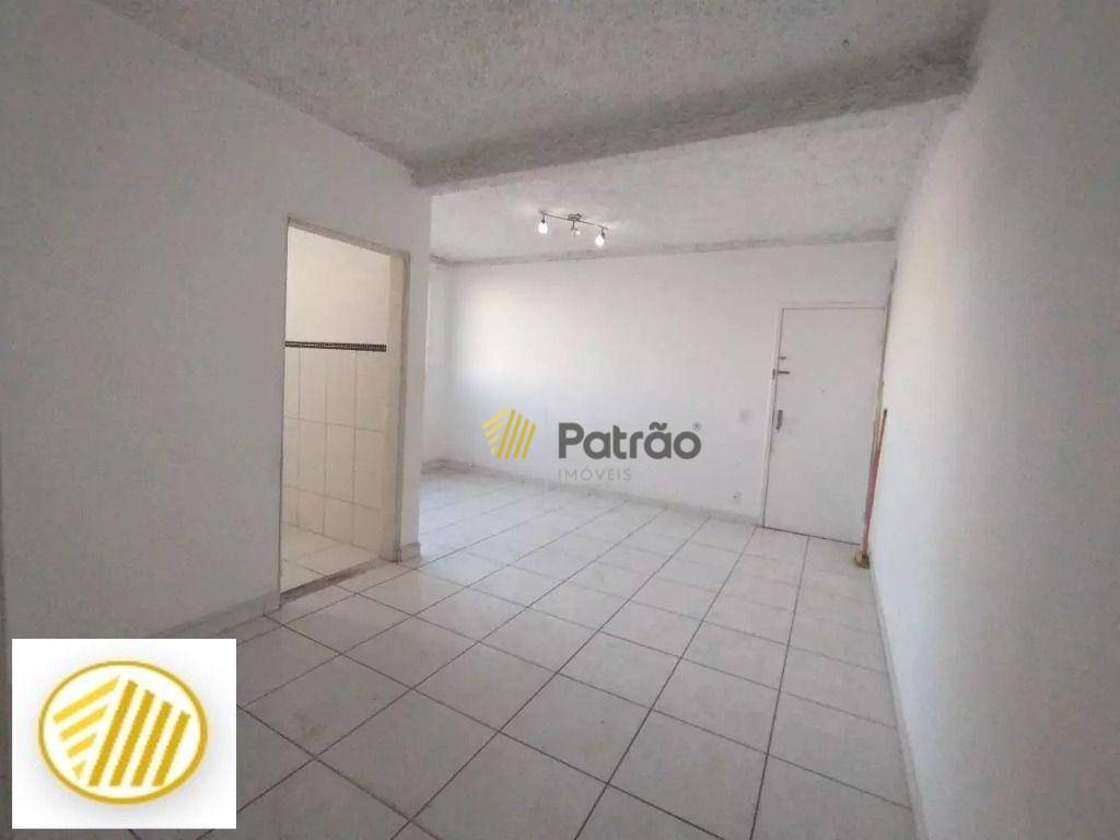 Apartamento à venda com 2 quartos, 74m² - Foto 4