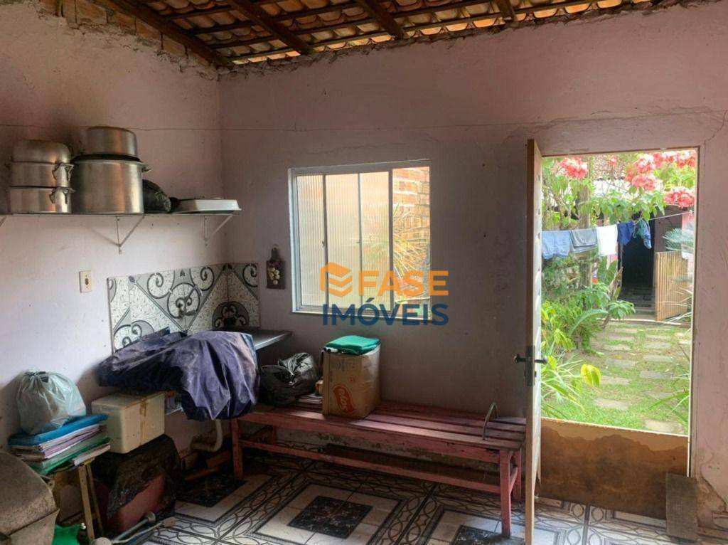 Casa à venda com 2 quartos, 1m² - Foto 30