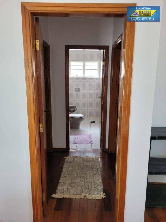 Casa para alugar com 2 quartos, 250m² - Foto 6