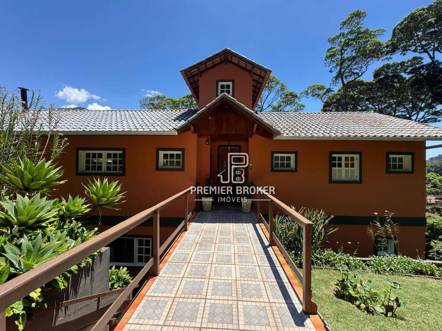 Casa de Condomínio à venda com 4 quartos, 245m² - Foto 30