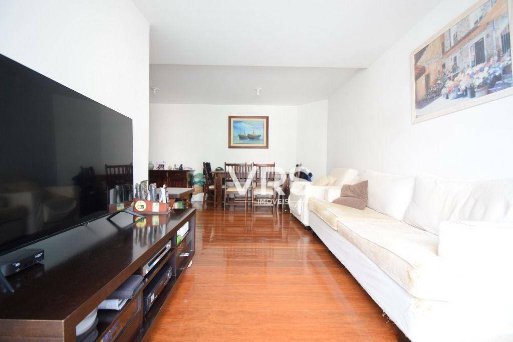 Apartamento à venda com 3 quartos, 142m² - Foto 3