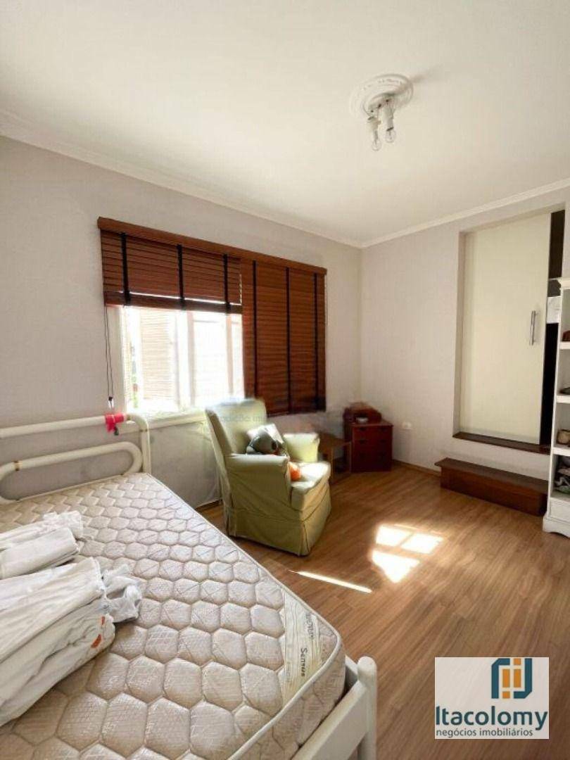 Casa de Condomínio à venda com 3 quartos, 450m² - Foto 8