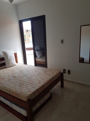 Apartamento à venda com 2 quartos, 70m² - Foto 2