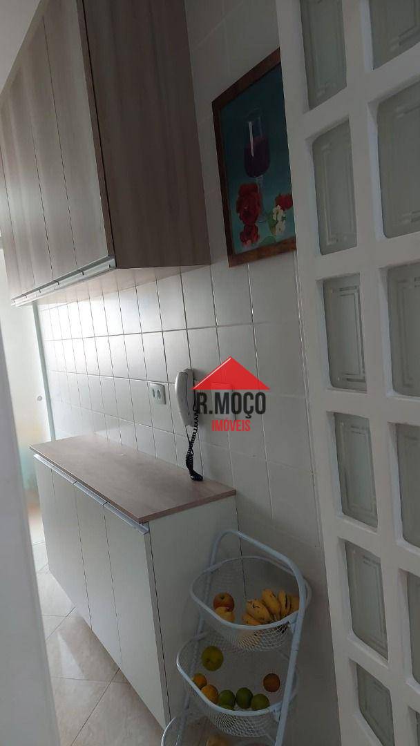 Apartamento à venda com 3 quartos, 70m² - Foto 14