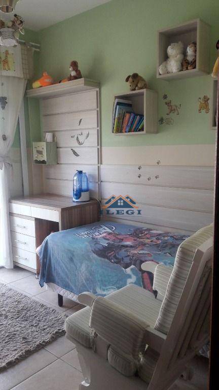 Chácara à venda com 3 quartos, 198m² - Foto 23