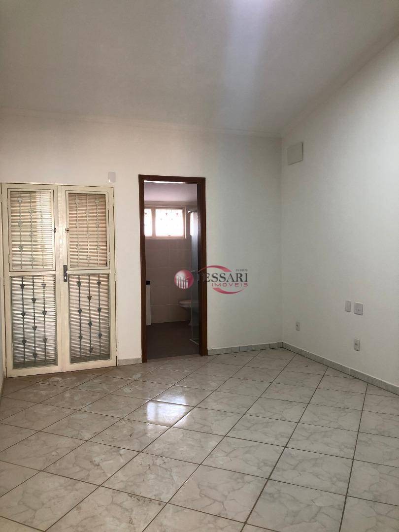 Casa à venda com 4 quartos, 380m² - Foto 19