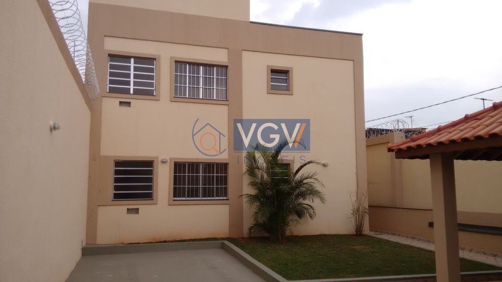 Apartamento à venda com 2 quartos, 40m² - Foto 1