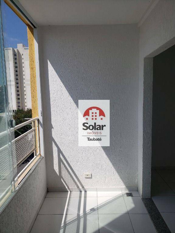 Apartamento à venda com 2 quartos, 65m² - Foto 2