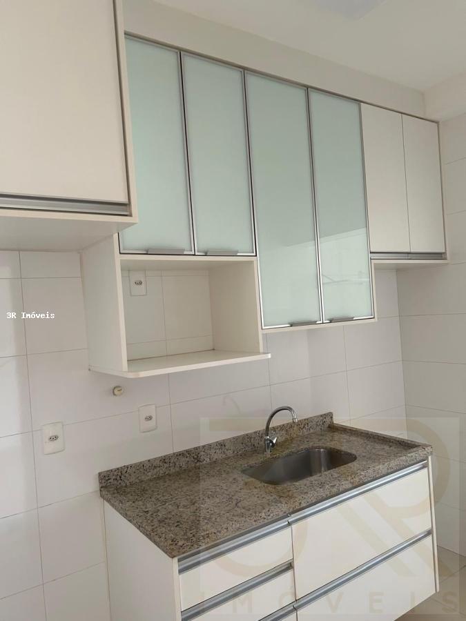 Apartamento para alugar com 2 quartos, 72m² - Foto 5