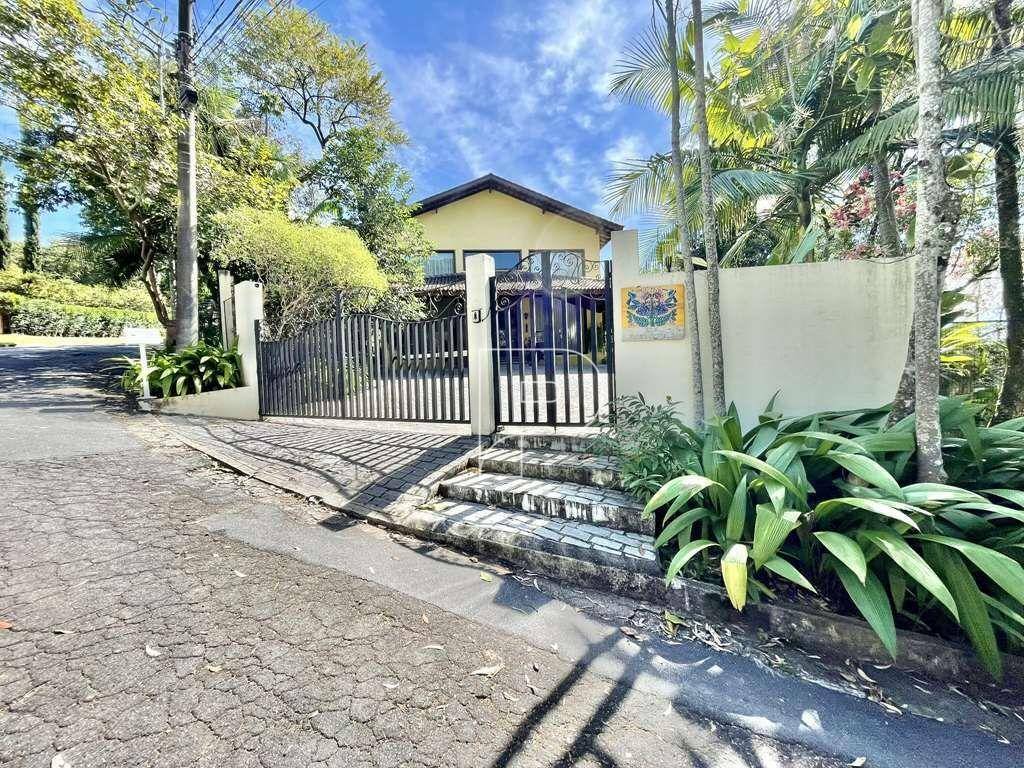 Casa de Condomínio à venda com 6 quartos, 900m² - Foto 4