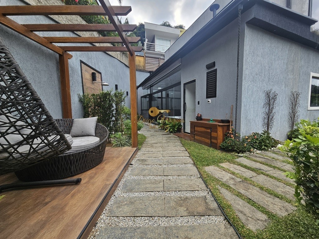 Casa de Condomínio à venda com 3 quartos, 320m² - Foto 37