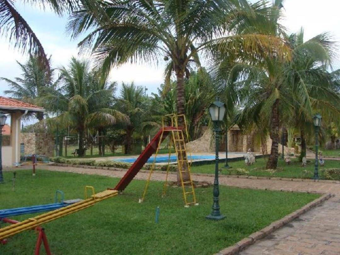 Chácara à venda com 4 quartos, 1000m² - Foto 3