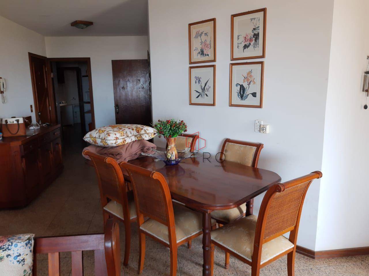 Apartamento à venda com 3 quartos, 139m² - Foto 2