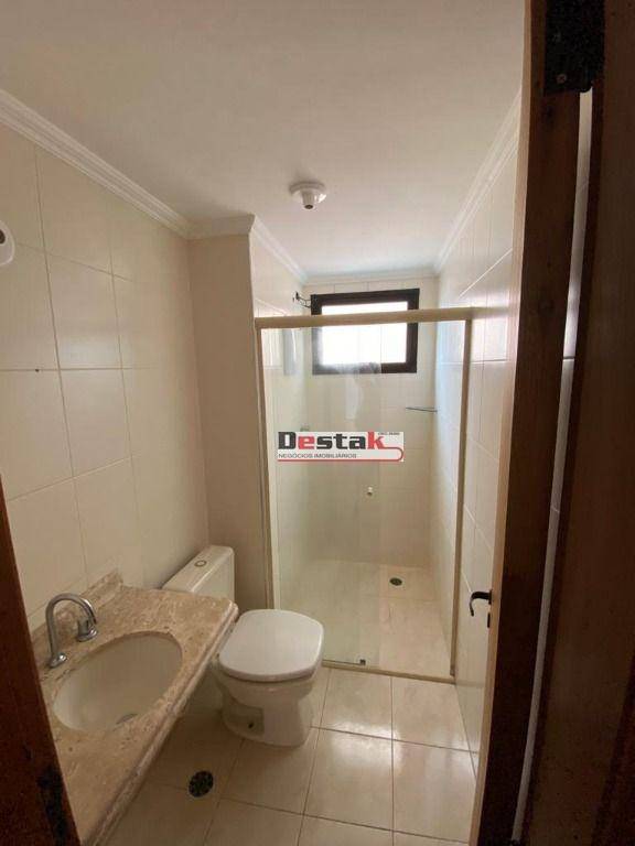 Apartamento à venda com 3 quartos, 86m² - Foto 14