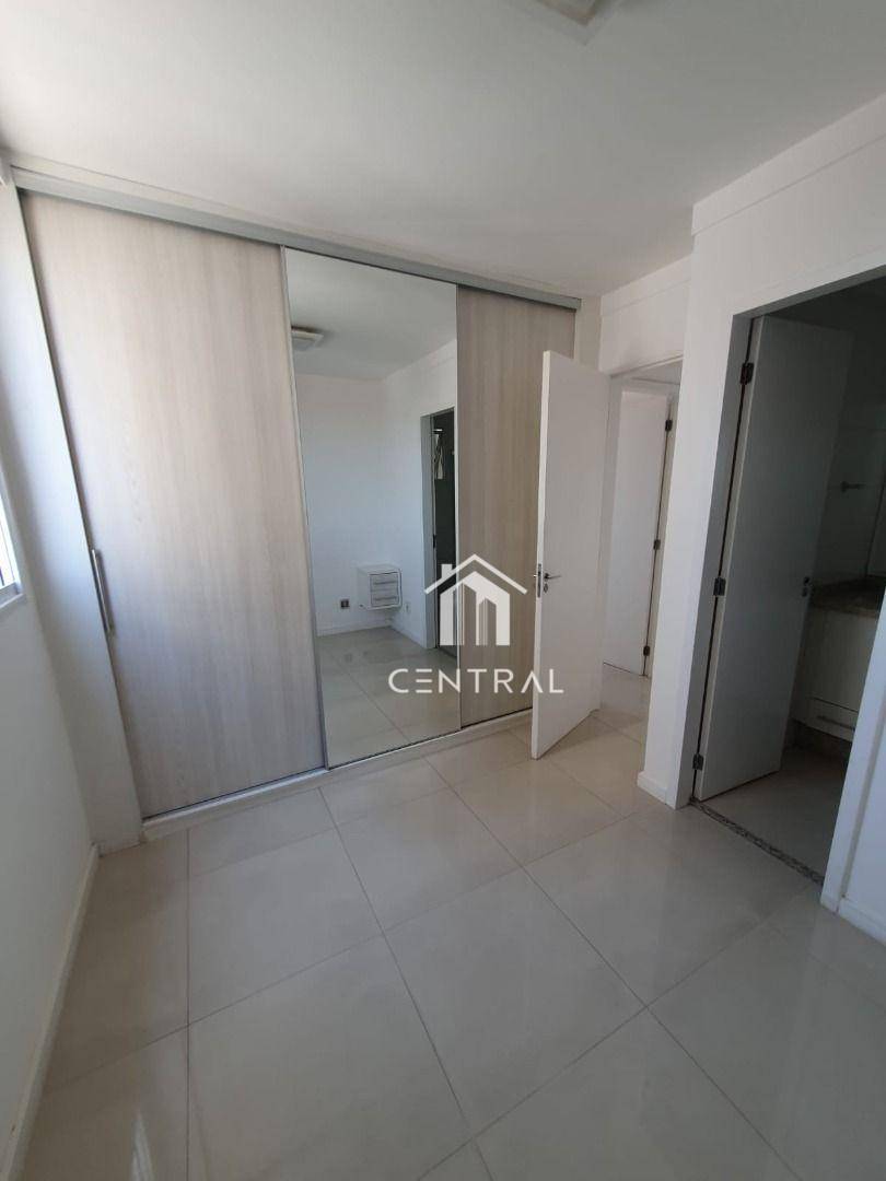 Apartamento à venda com 2 quartos, 64m² - Foto 10