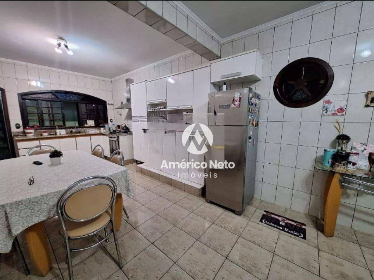 Sobrado à venda com 3 quartos, 243m² - Foto 9