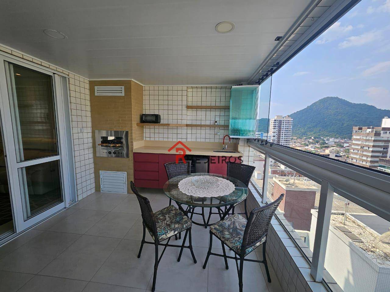 Apartamento à venda com 3 quartos, 135m² - Foto 3