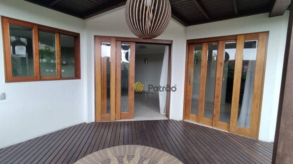 Casa de Condomínio à venda com 3 quartos, 550m² - Foto 26