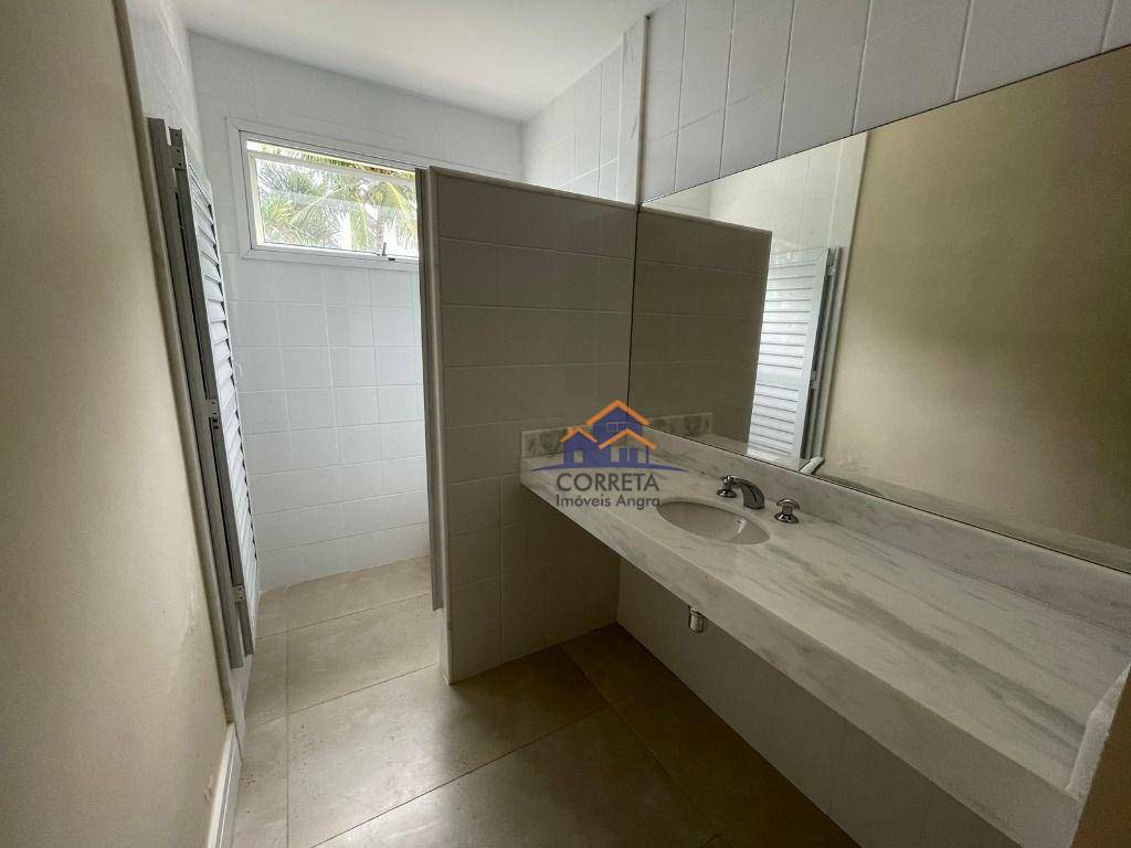 Casa à venda com 7 quartos, 400m² - Foto 45