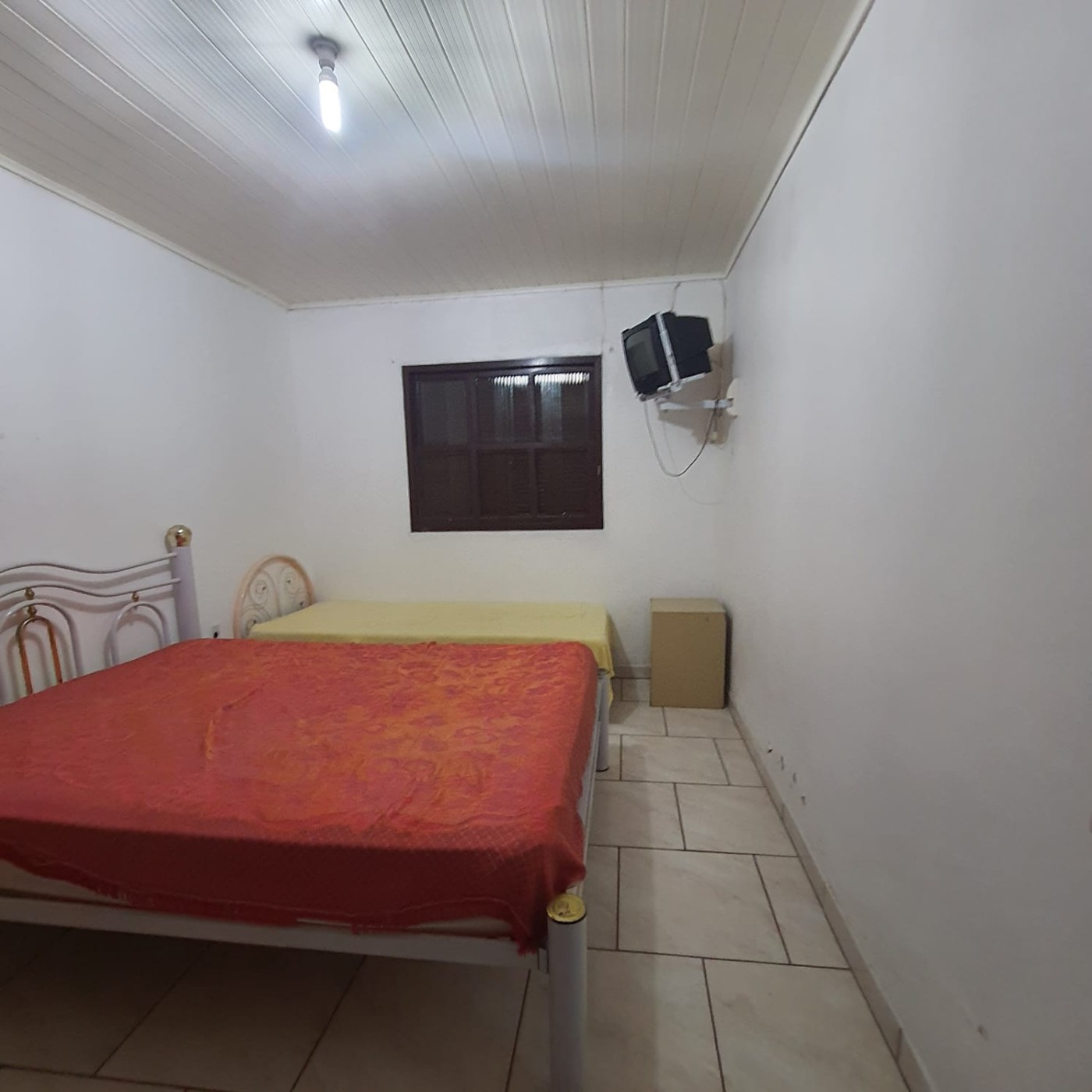 Casa à venda com 2 quartos, 300m² - Foto 7