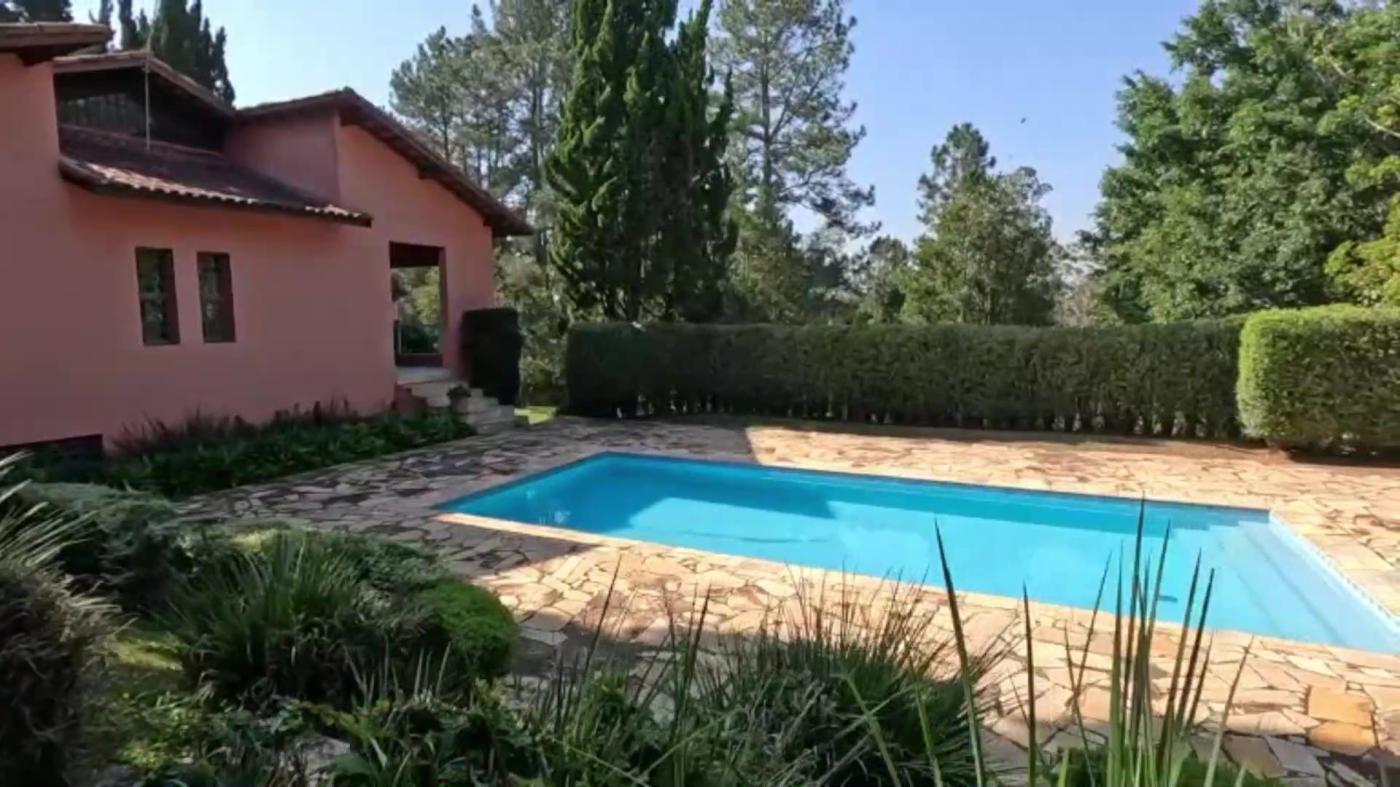 Casa de Condomínio à venda com 6 quartos, 5000m² - Foto 2
