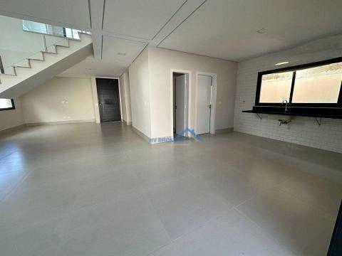 Casa de Condomínio à venda com 3 quartos, 250m² - Foto 5