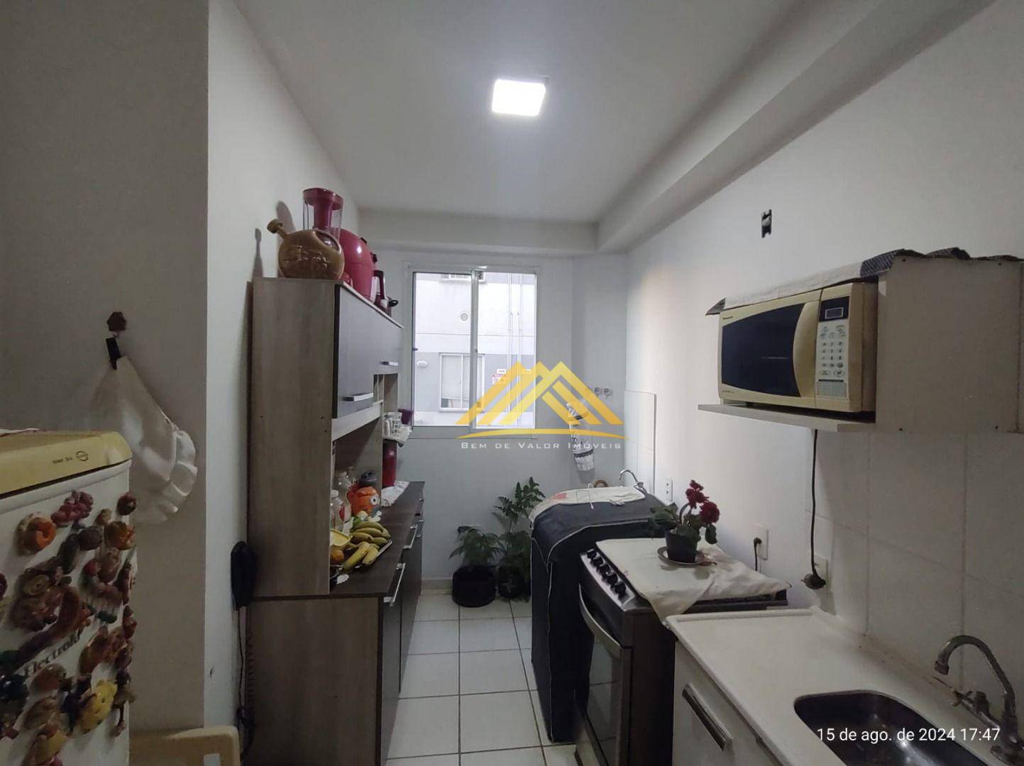 Apartamento à venda com 2 quartos, 44m² - Foto 3