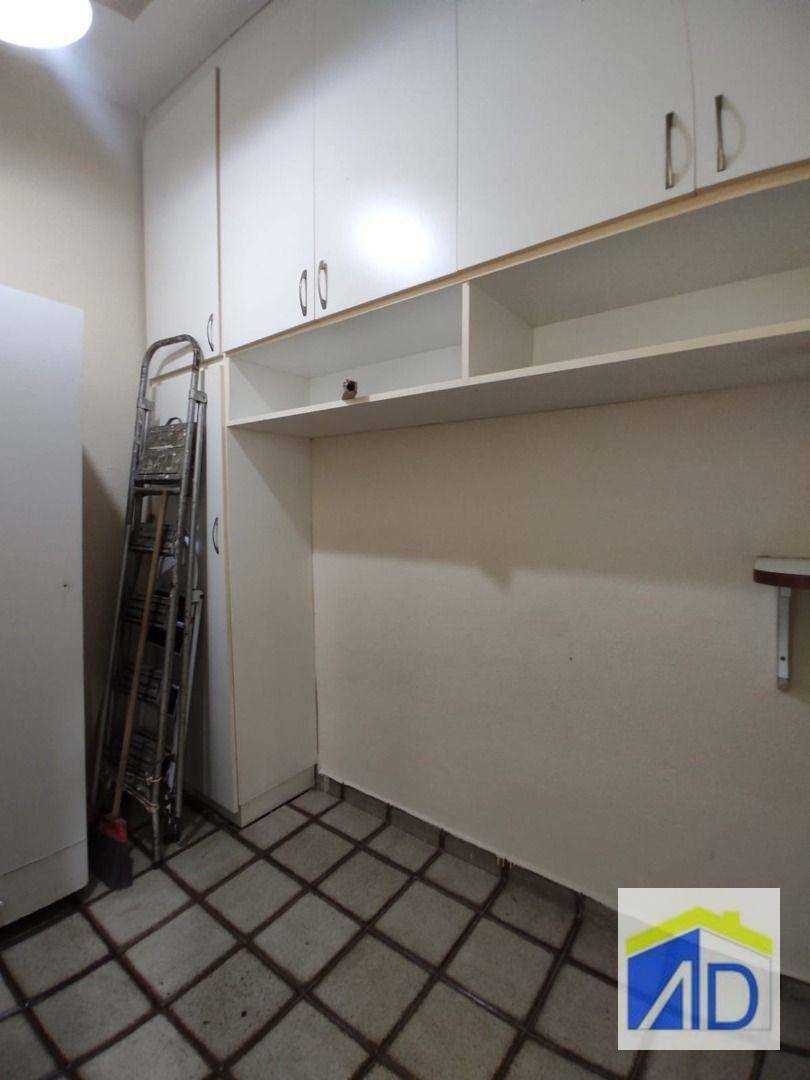 Apartamento à venda com 3 quartos, 135m² - Foto 48