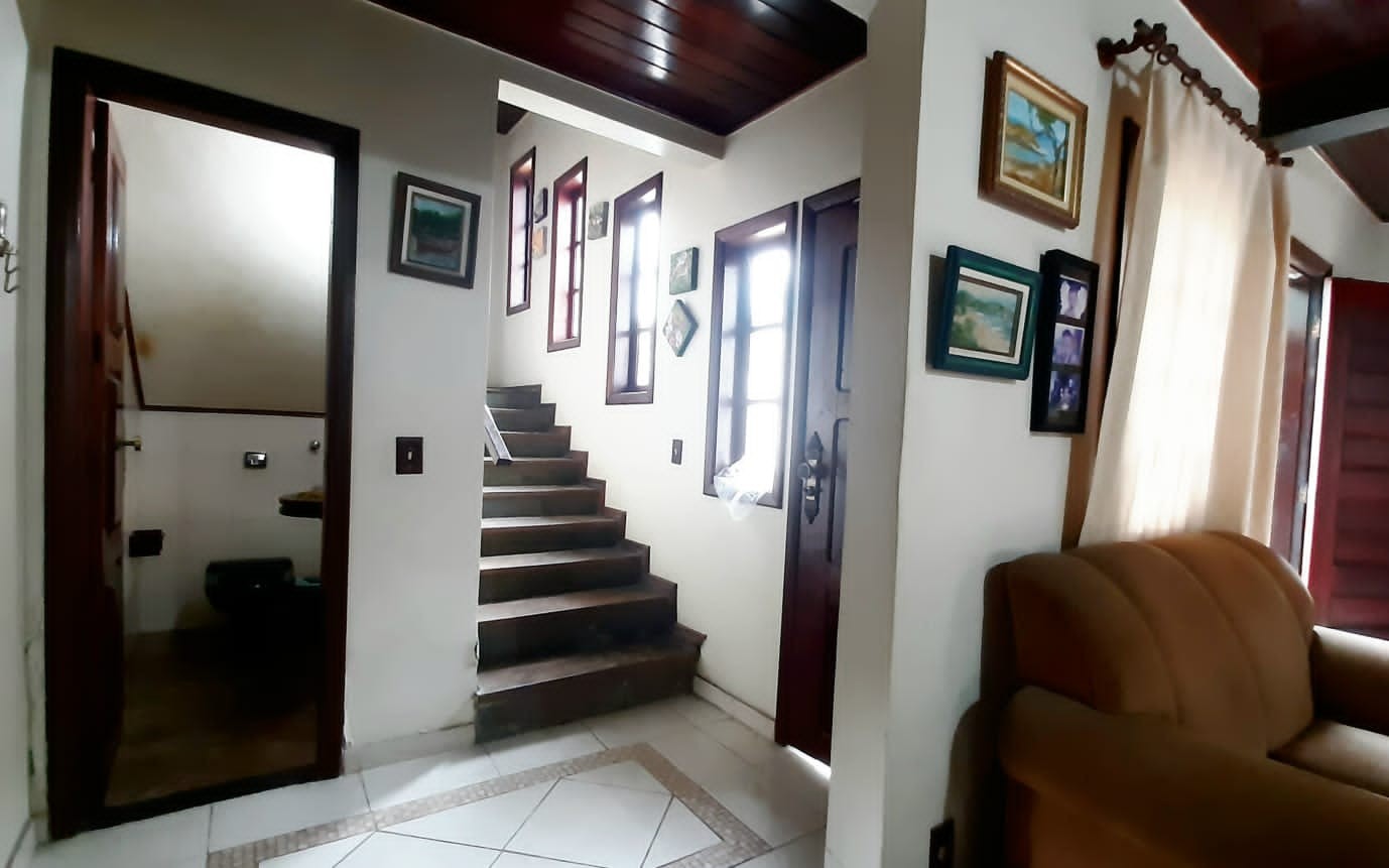 Casa à venda com 4 quartos, 480m² - Foto 4