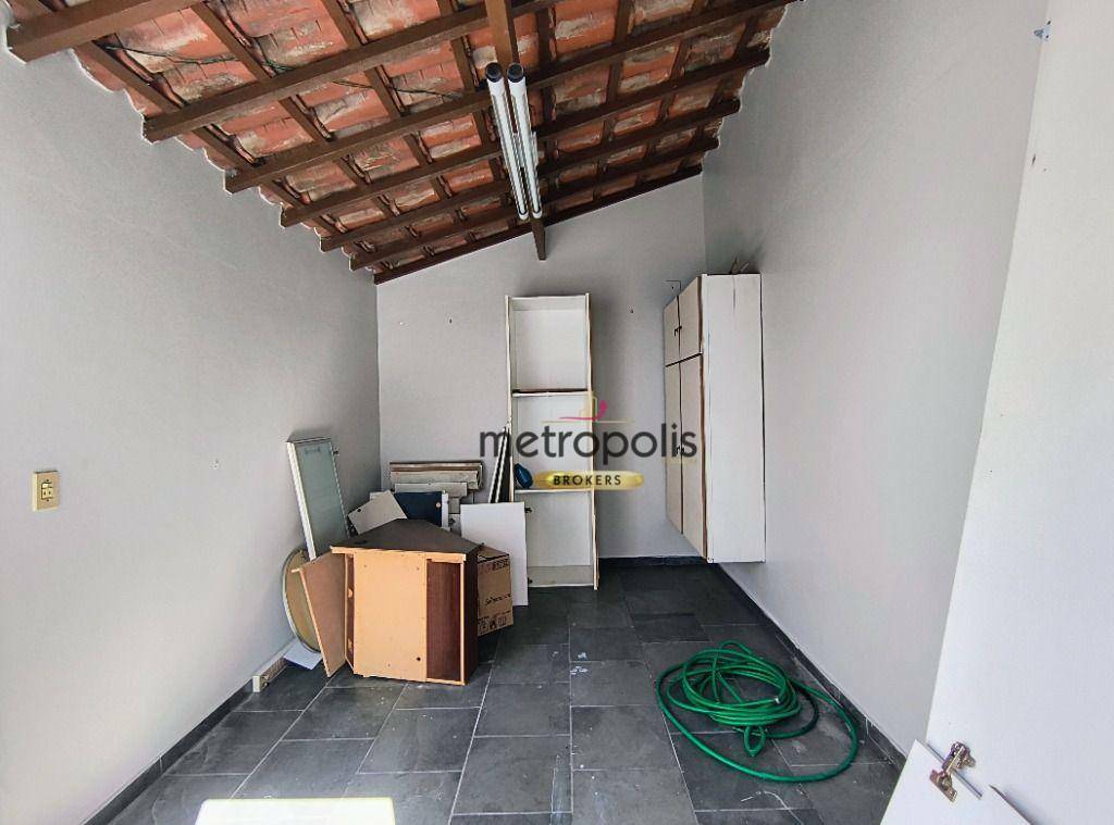 Sobrado para alugar com 3 quartos, 239m² - Foto 28