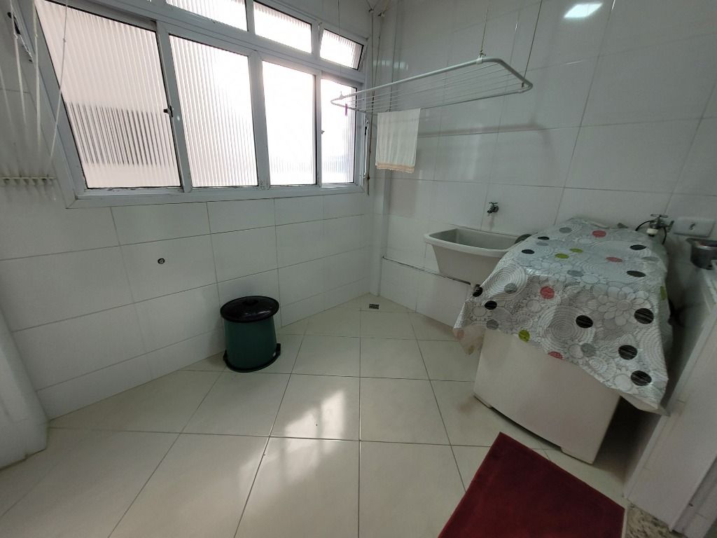 Apartamento à venda com 3 quartos, 130m² - Foto 22