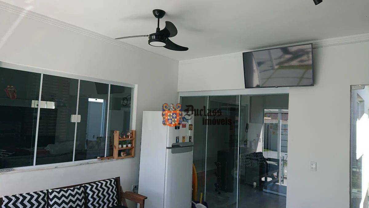 Casa à venda com 3 quartos, 107m² - Foto 4