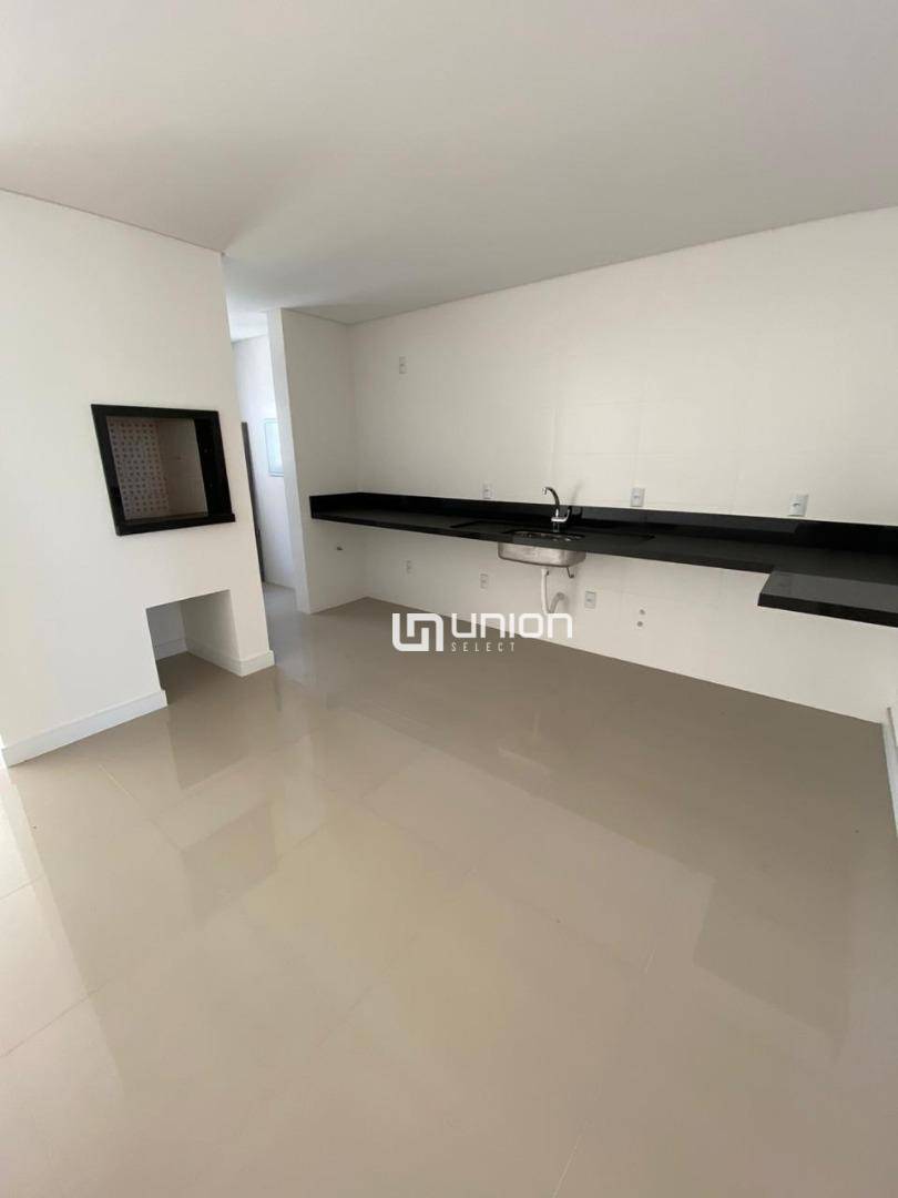 Apartamento à venda com 3 quartos, 140m² - Foto 6