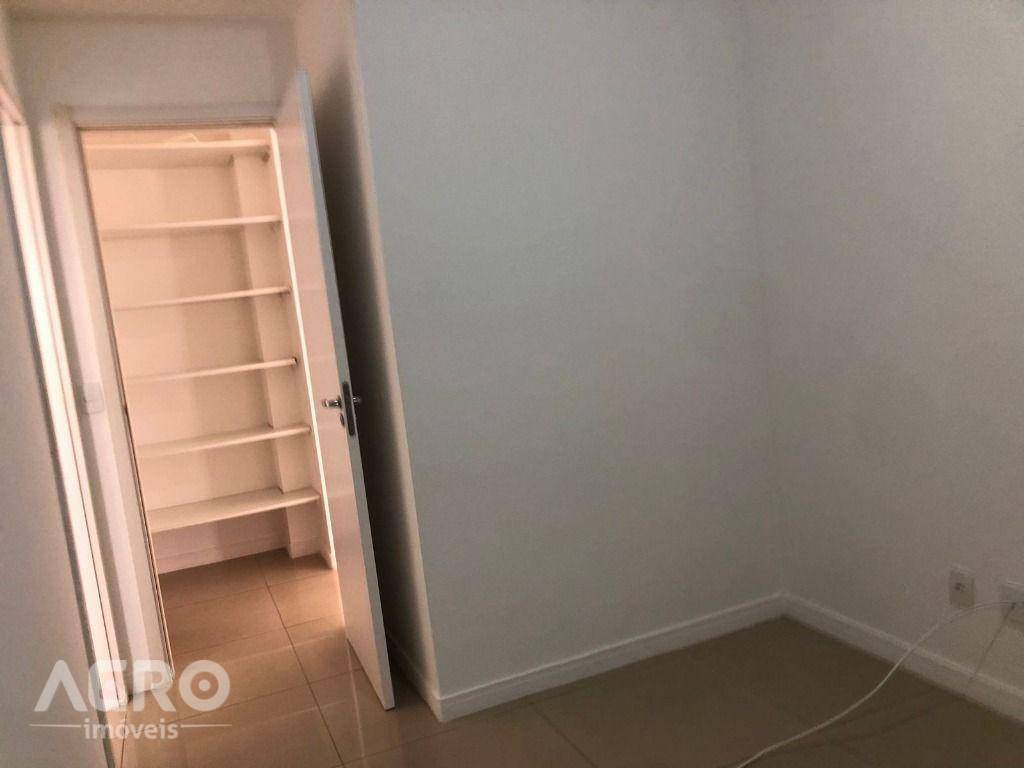 Apartamento à venda com 2 quartos, 62m² - Foto 12