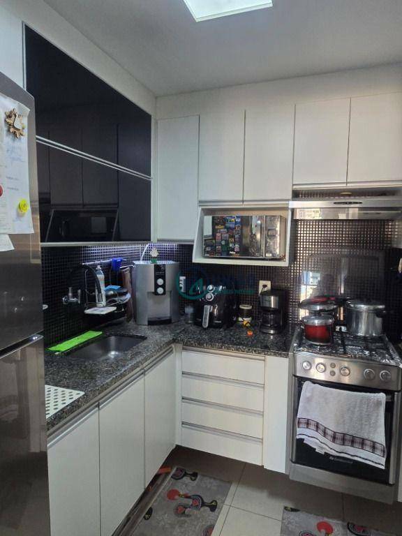 Apartamento à venda com 2 quartos, 64m² - Foto 14