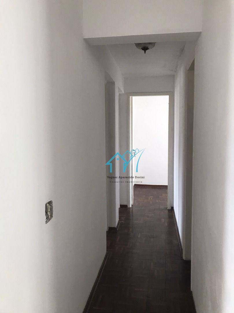 Apartamento à venda com 3 quartos, 110m² - Foto 4