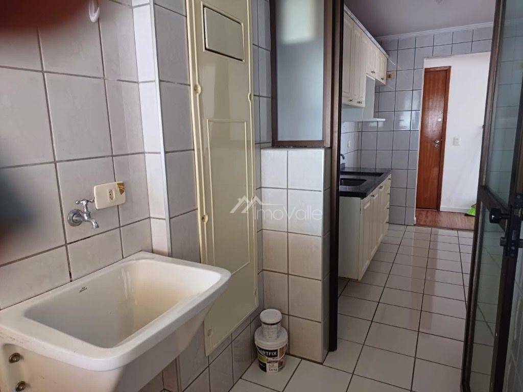 Apartamento para alugar com 3 quartos, 72m² - Foto 17