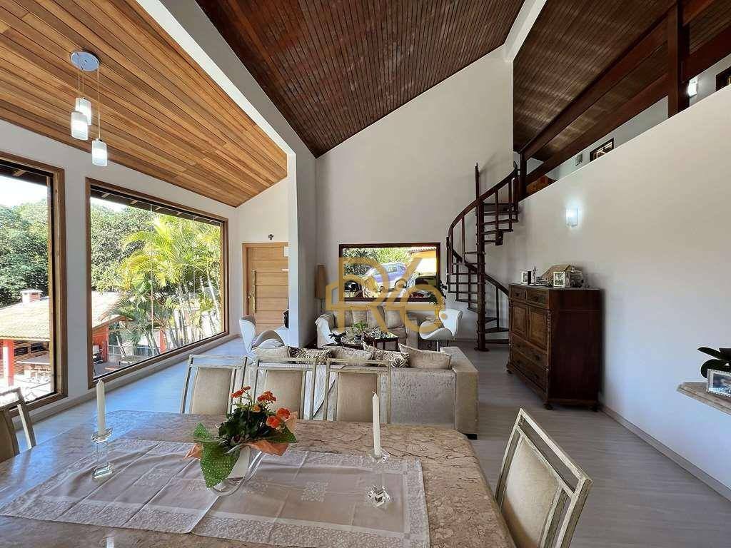 Casa de Condomínio à venda com 4 quartos, 350m² - Foto 12