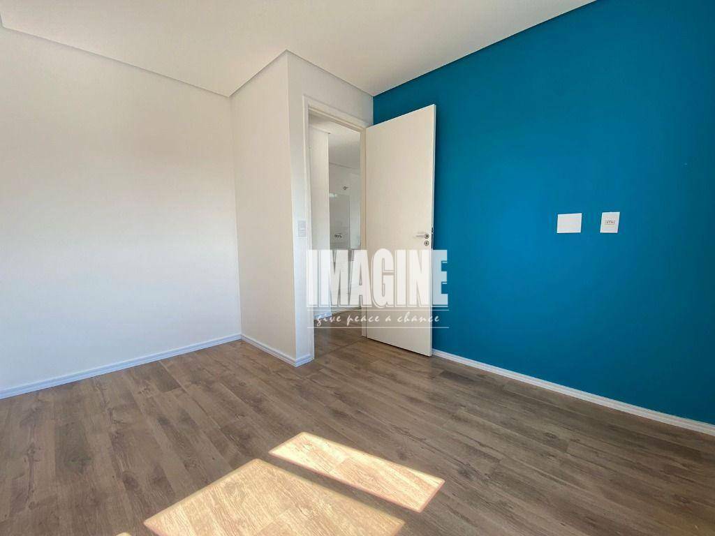 Apartamento à venda com 2 quartos, 40m² - Foto 4