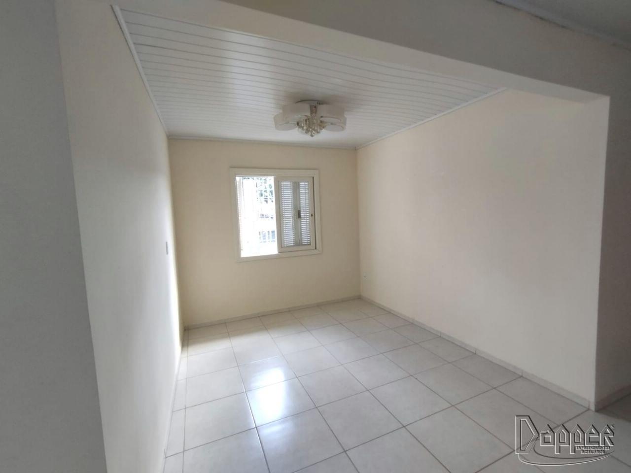 Casa à venda com 3 quartos, 86m² - Foto 3