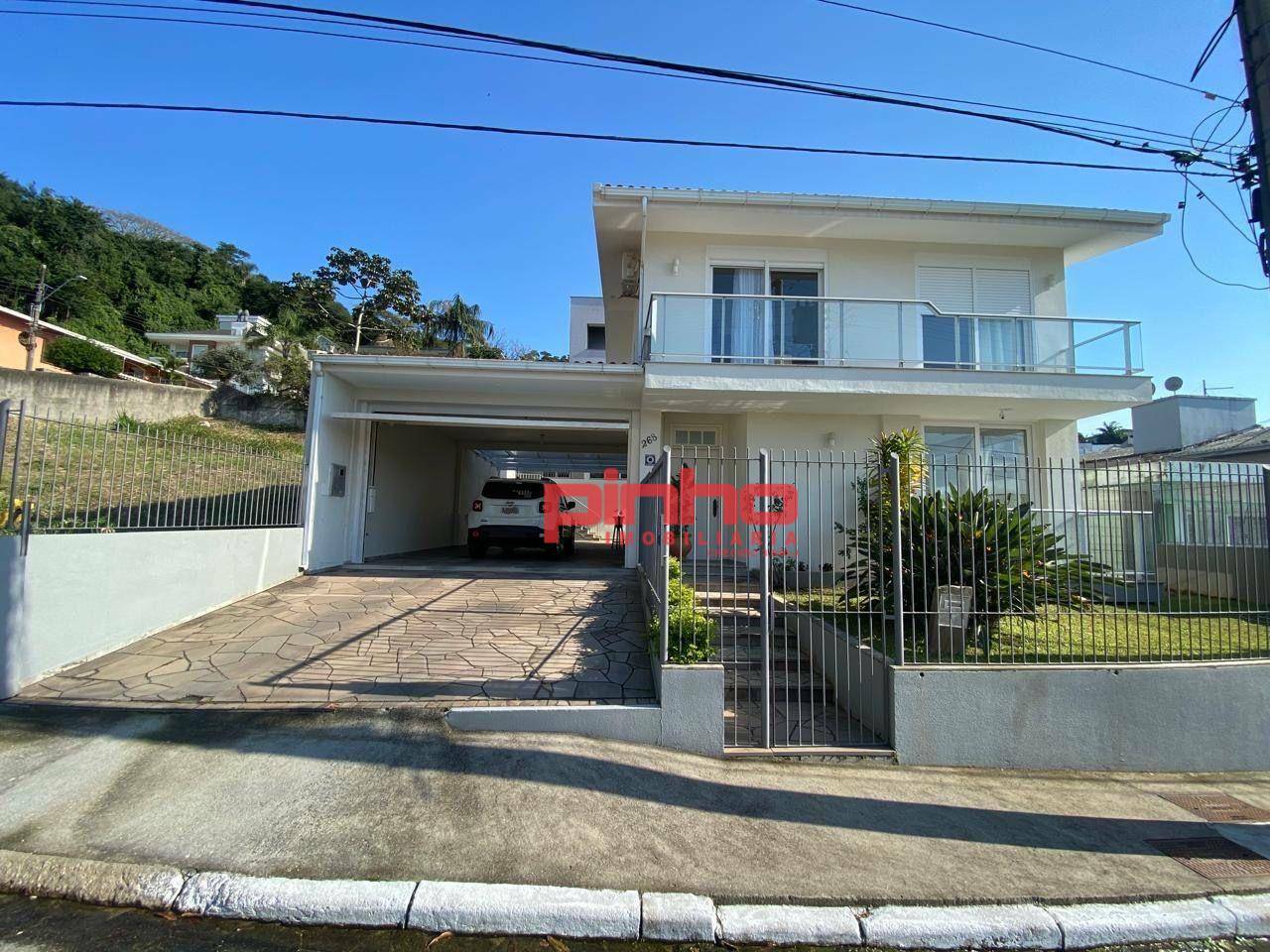 Casa para alugar com 3 quartos, 300m² - Foto 2