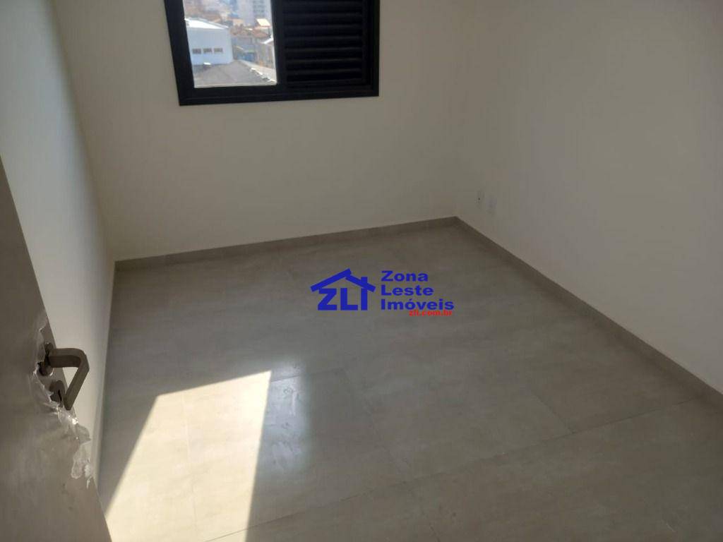 Apartamento à venda com 2 quartos, 44m² - Foto 3