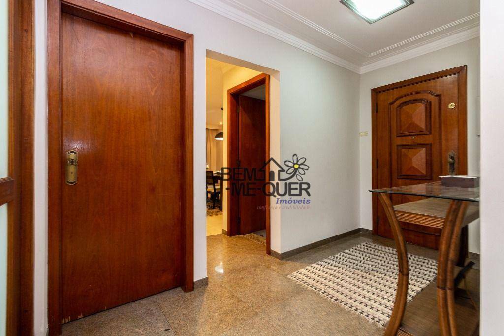 Casa à venda com 3 quartos, 230m² - Foto 10