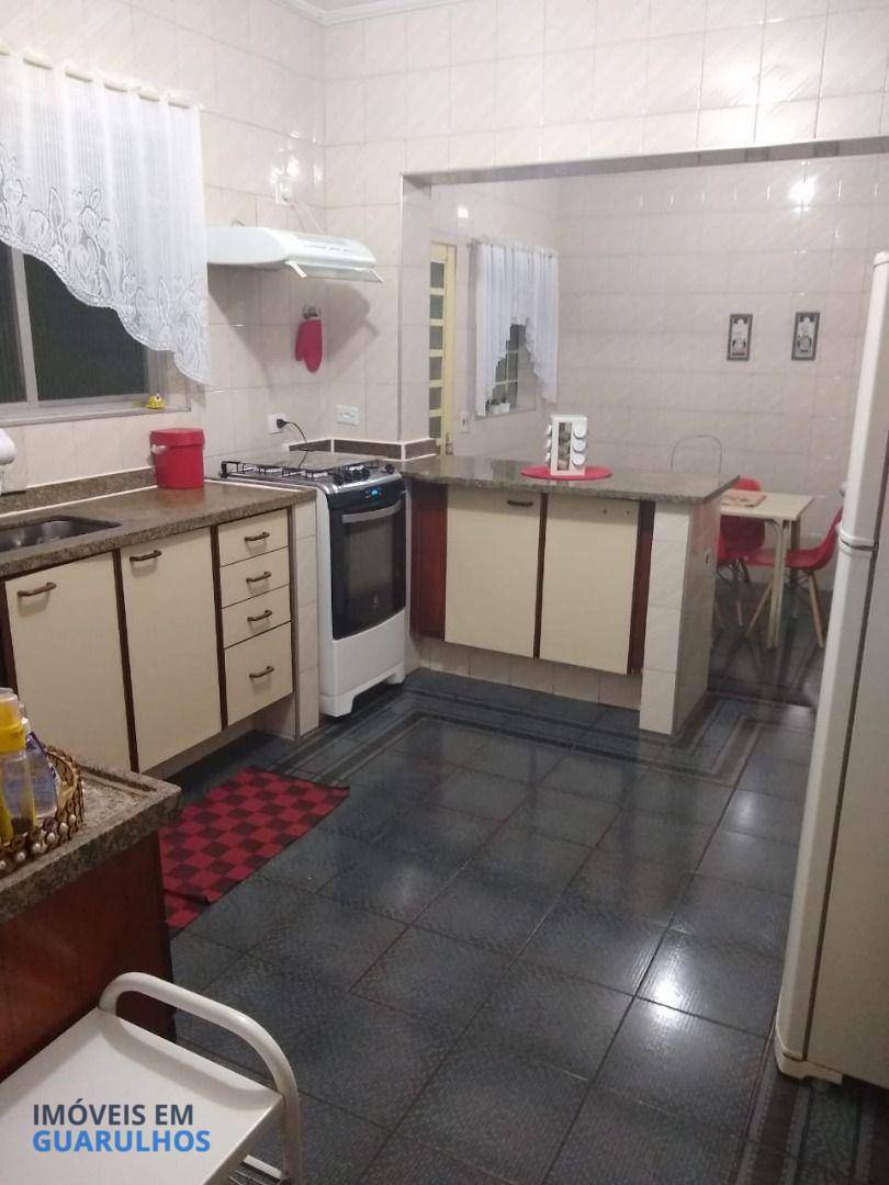 Casa à venda com 3 quartos, 220M2 - Foto 8