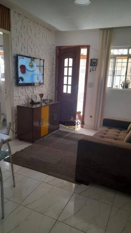 Casa à venda com 2 quartos, 96m² - Foto 1