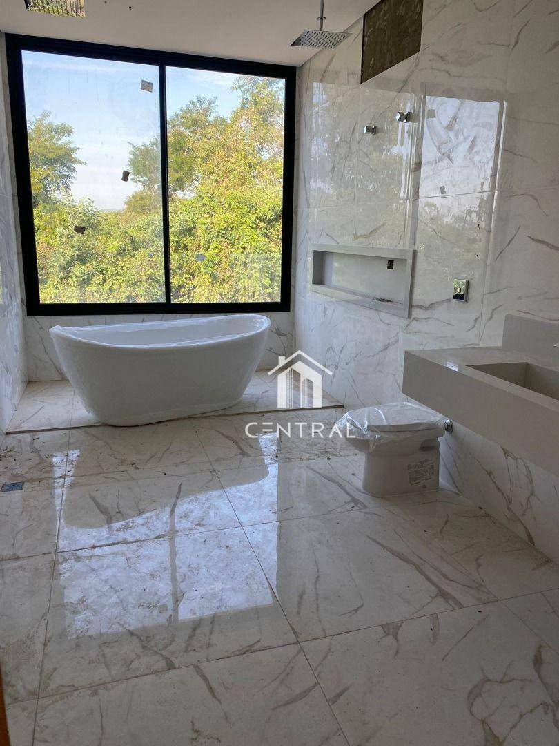 Casa de Condomínio à venda com 3 quartos, 400m² - Foto 9