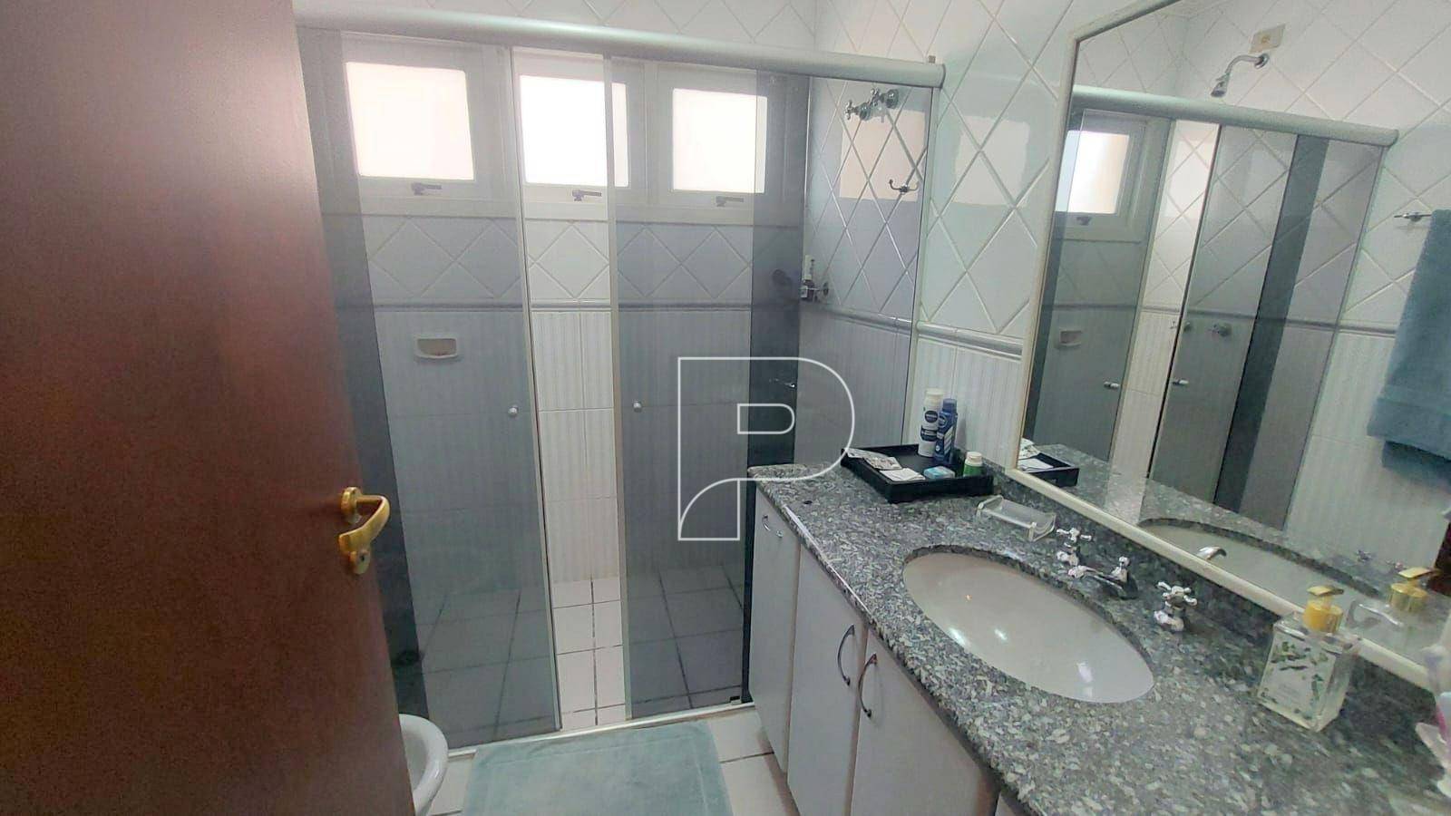 Casa de Condomínio à venda com 4 quartos, 315m² - Foto 30