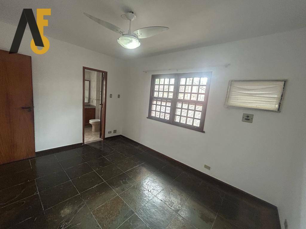 Casa à venda com 3 quartos, 400m² - Foto 27