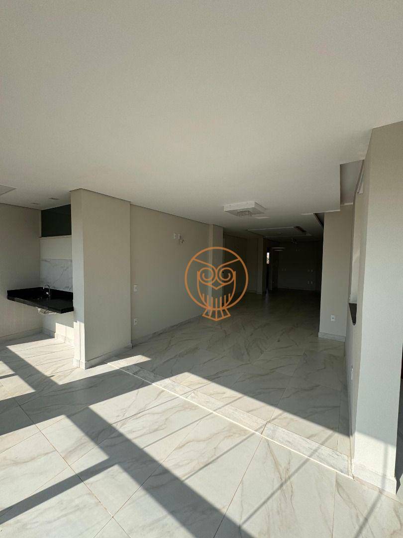 Apartamento à venda com 3 quartos, 100m² - Foto 2